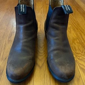 Blundstone heeled boots